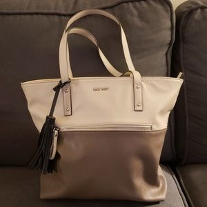 🎁SALE🎁EUC Nine west handbag